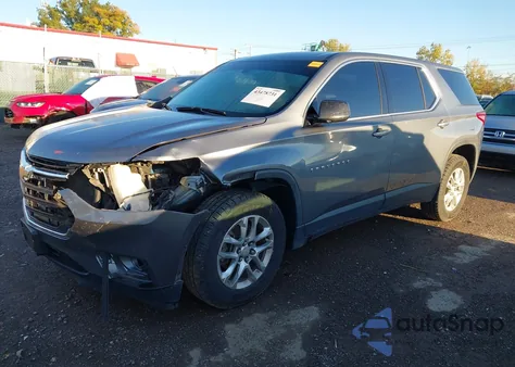 2018 Chevrolet Traverse Ls z USA, uszkodzony, nr VIN 1GNERFKW8JJ108885
